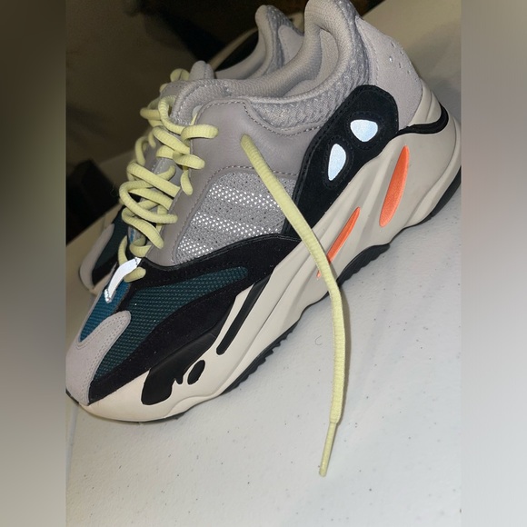 Yeezy Boost 700 Wave runner - Picture 11 of 11